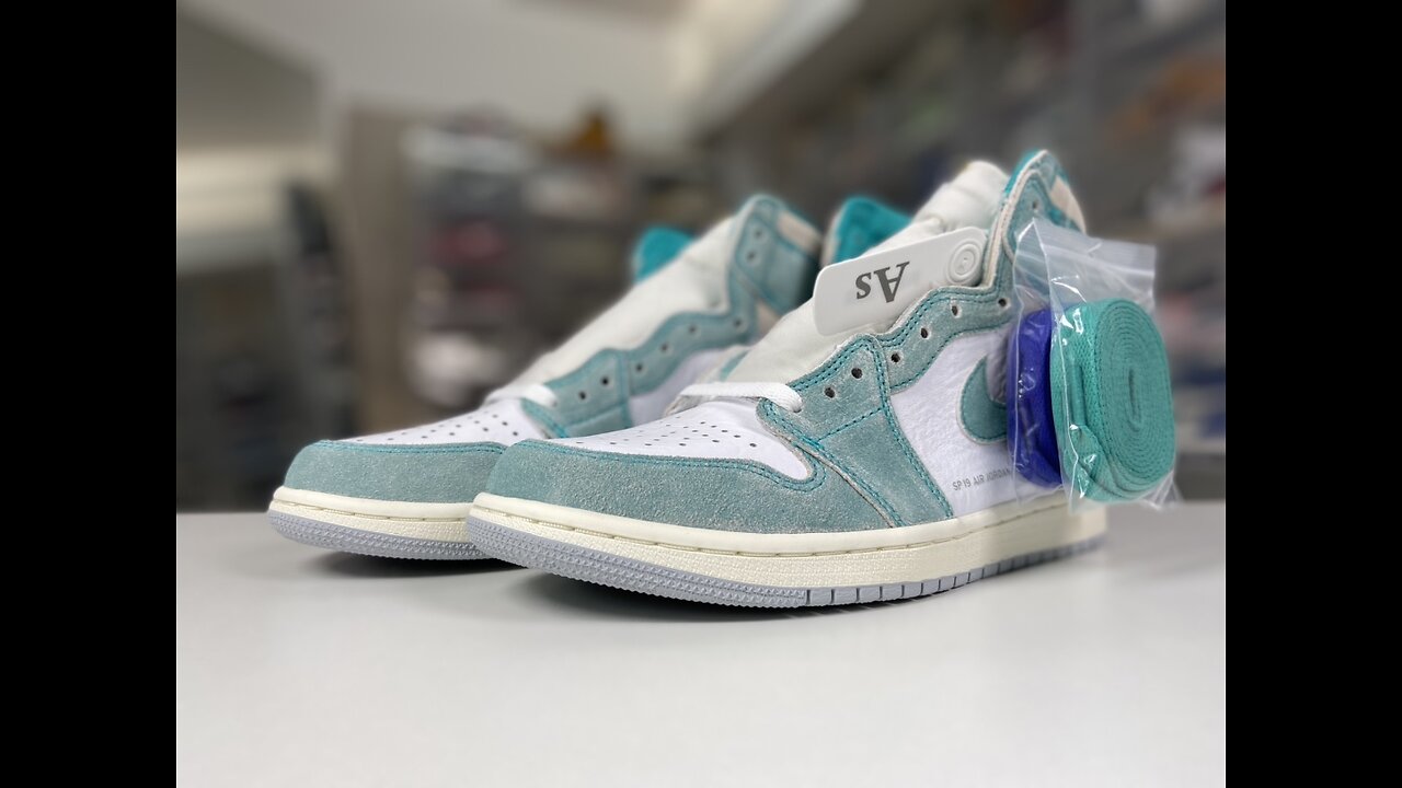 AirJordan 1 Retro High Turbo Green 555088-311