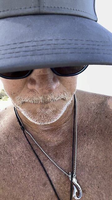 Happy Groundhog Day… 🌴😎❤️ #islandvibe