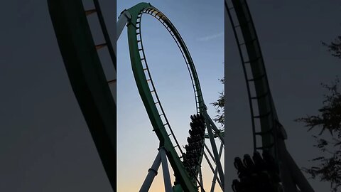 Would You Ride The Hulk? 😳 #universalstudios #rollercoasters