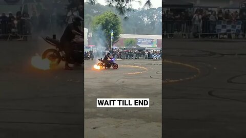 This stunt was performed by professionals don’t try this any where #shorts #short #viral #subscribe