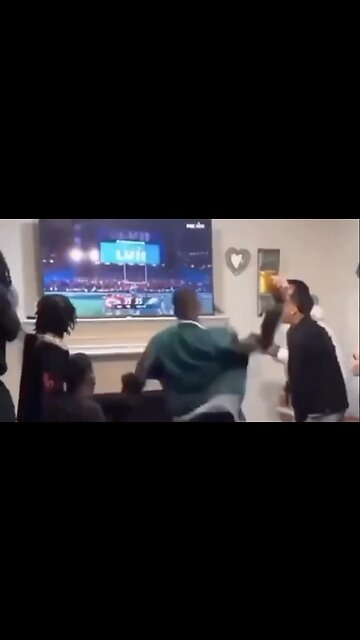 Philly Fan LOSES IT At Super Bowl Ending