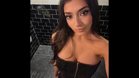 Sexy Latina Girl