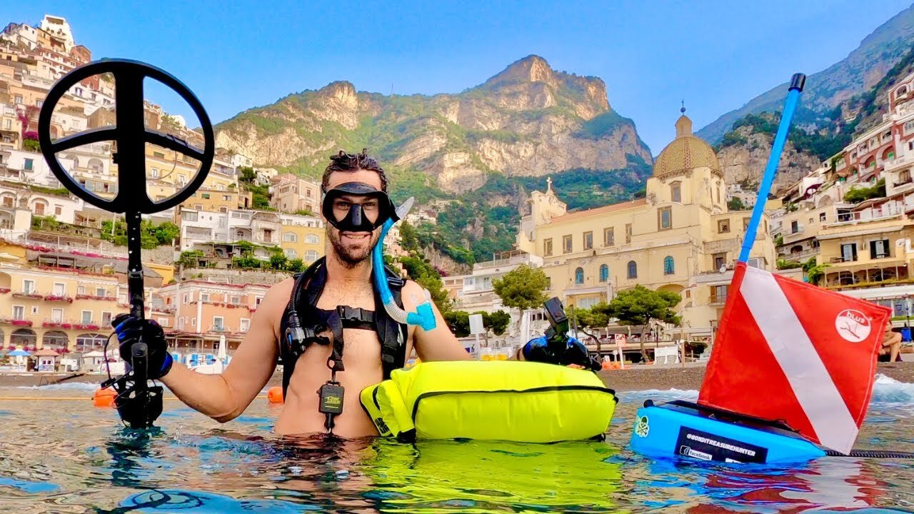 Italy's Most Famous Beach FULL OF TREASURE! Found Metal Detecting