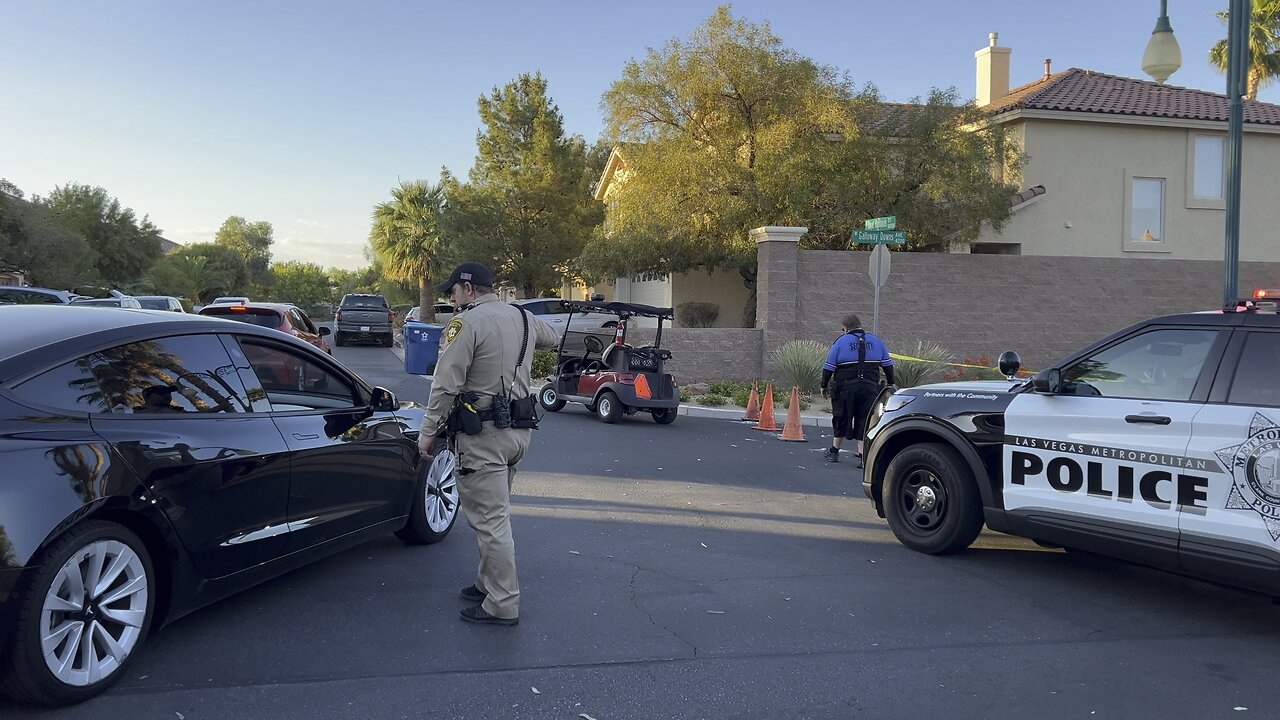 Man barricades inside house with knife in Southern Highlands Las Vegas