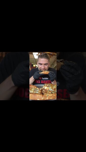 IMPOSSIBLE DEEP DISH PIZZA CHALLENGE (9LB) Texas Sized Food Challenge!