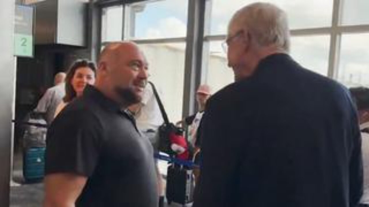 Alex Jones CONFRONTS Dr. Francis Collins at the Airport, "20+ million people dead with those shots!"