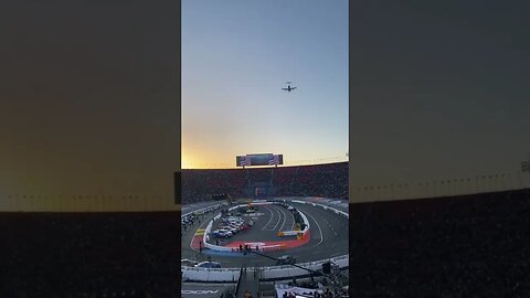 A battle under the lights in Los Angeles!