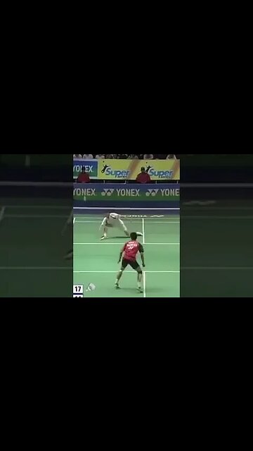 Lee Chong Wei vs Taufik Hidayat (exciting 51-shot rally) All England 2008