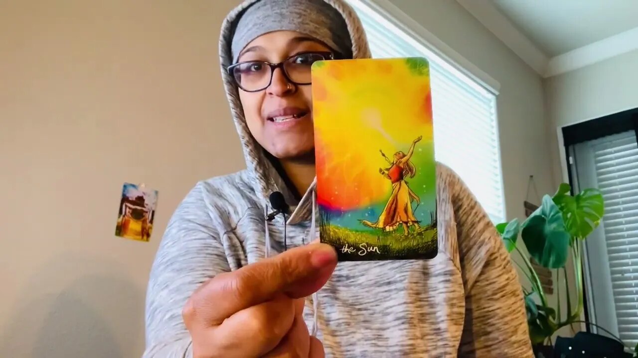 Capricorn!! Happiness is in your reach & there will be reason to celebrate. With confirmation!