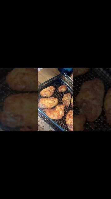 The Crispiest Baked Chicken Wings ever 🍗 #wings