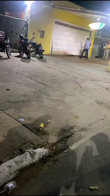 FAFO: Man repeatedly kicks door of a biker club & promptly gets his membership revoked.