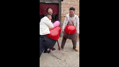 fun with ballooon undersinde