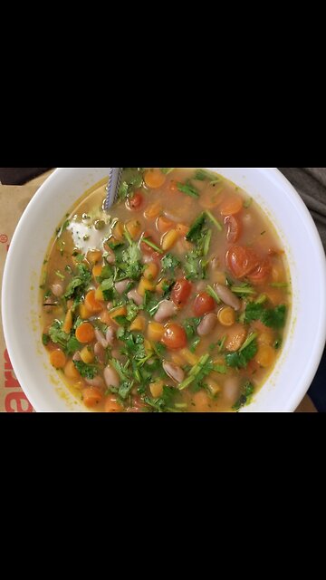 Pinto Soup w/ Carrots, Tomatoes, Cilantro