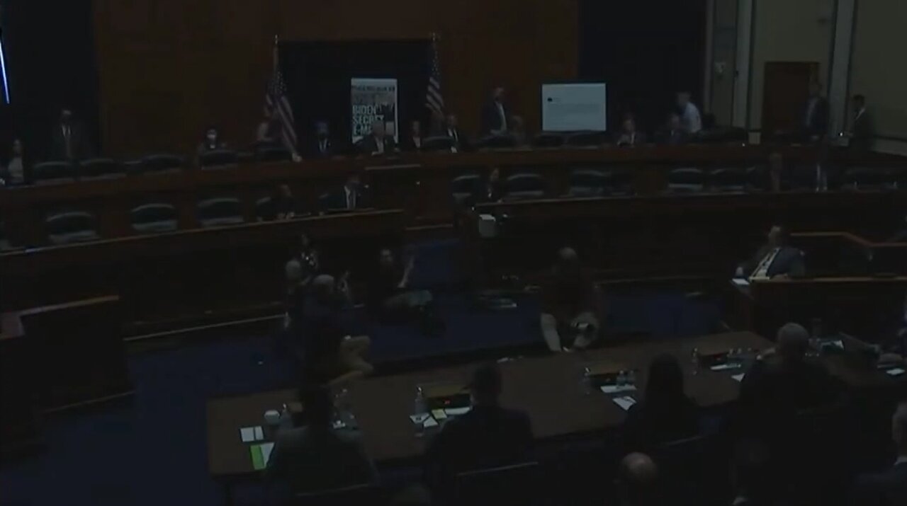 Rep Gary Palmer’s Hilarious Reaction To The Lights Going Out During Twitter Hearing