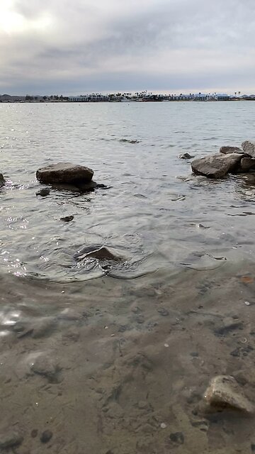 Lake Havasu… Arizona… water 💦 feature 🎶