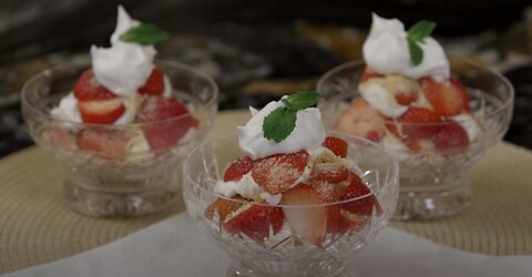 Strawberry No-Bake Cheesecake