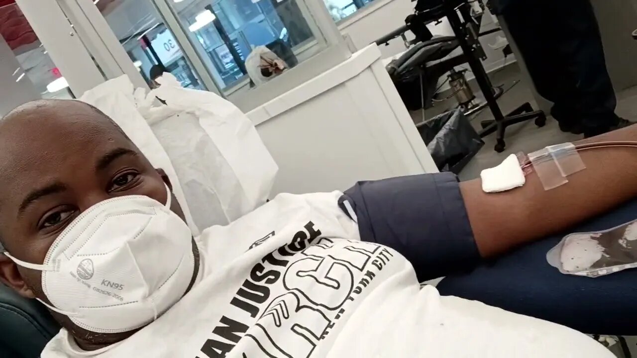 10 minutes left Donating Plasma at @NYBloodCenter Downtown Brooklyn Location at the moment. 1/31