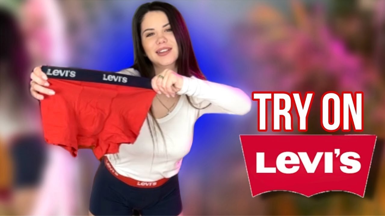 In trend and in comfort:Try On stylish men's boxers from Levi's