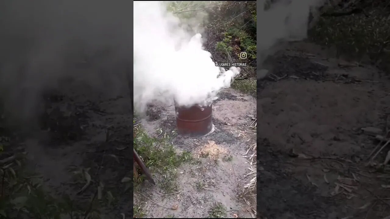 No meio da fumaça