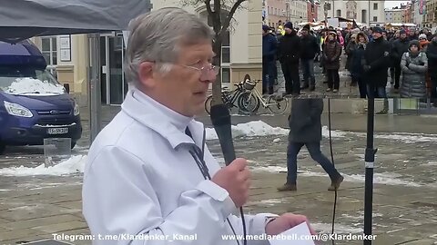 Major a.D. Florian Pfaff - Kronzeuge zum Ukraine Krieg - Traunstein Demo und Umzug 28.01.23