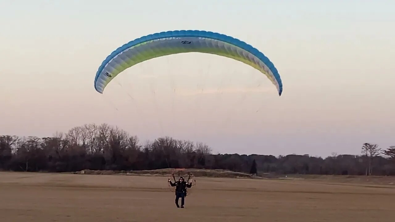 Paramotor Foot-drag to a landing