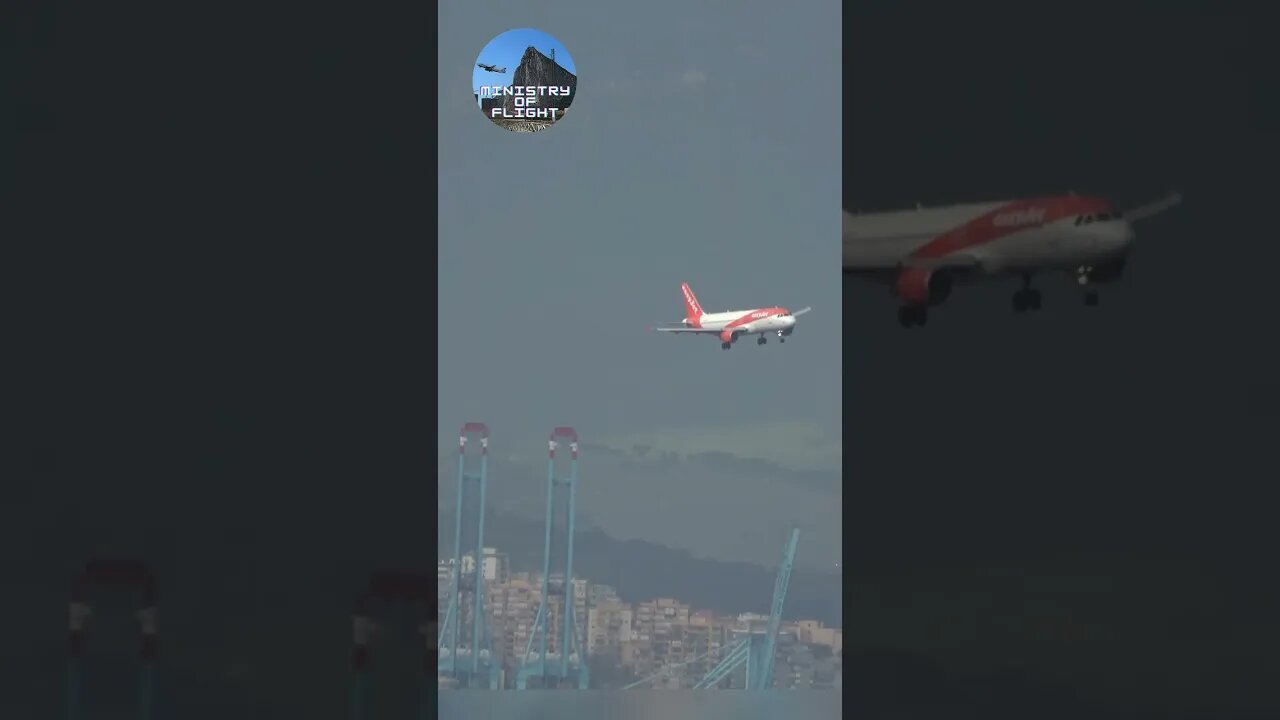 Manchester Flight Turns Over Bay to Land at Gibraltar Airport