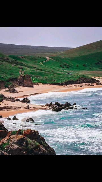 General's Beaches is the name given to a continuous chain of small bays along the Azov coast