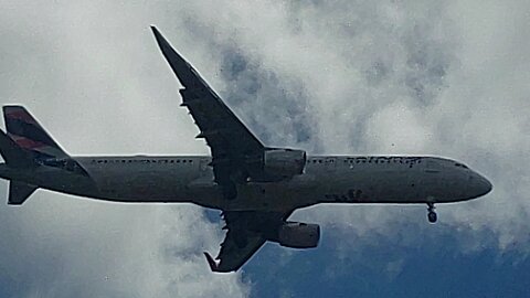 Airbus A321 PT-XPF coming from Guarulhos to Fortaleza