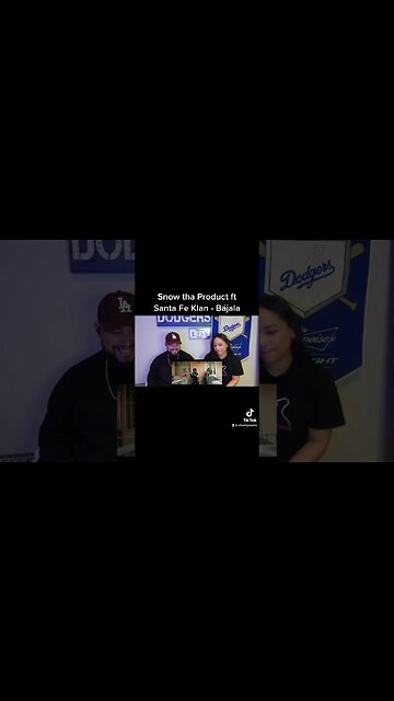 Snow Tha Product ft Santa Fe Klan - Bájala (eFamily Reaction!)