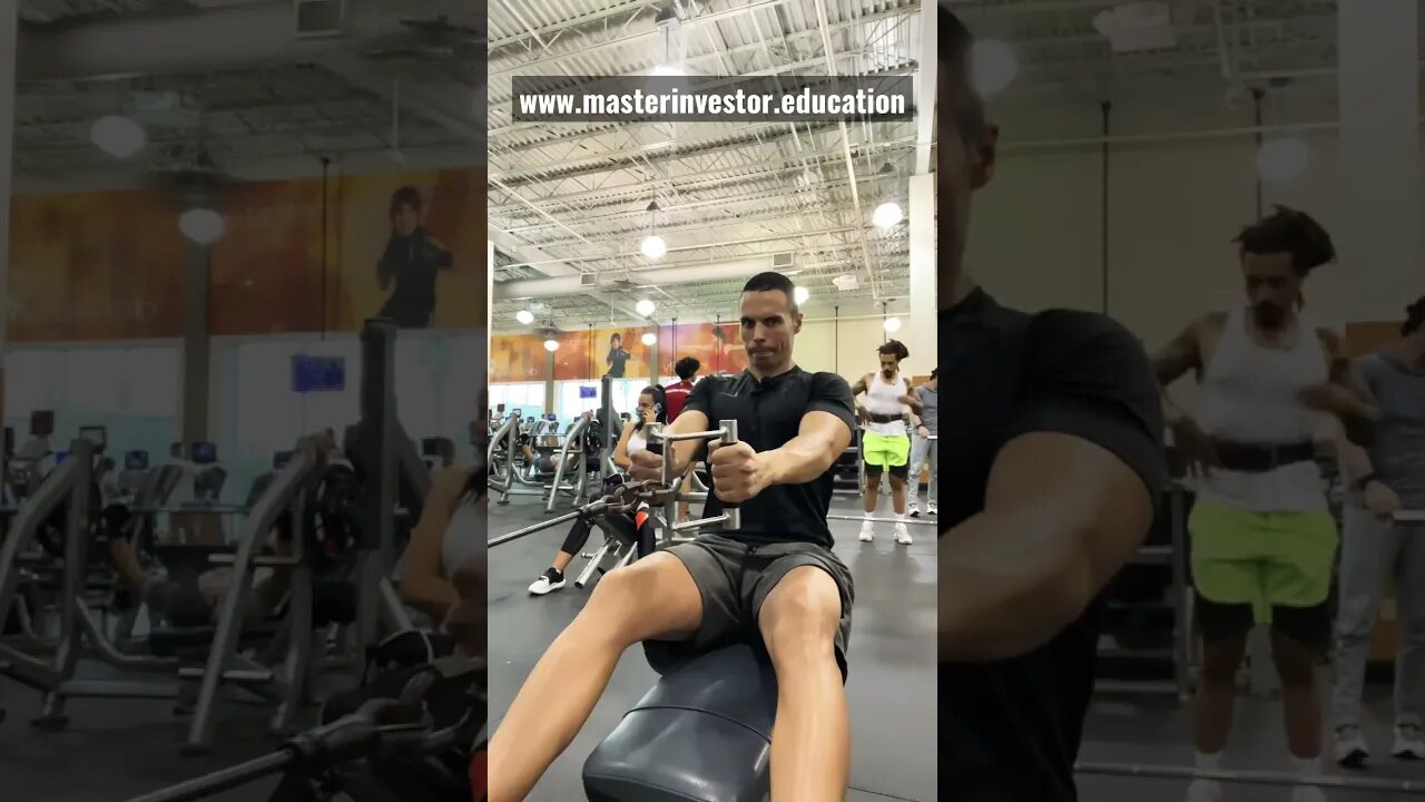 Learn to make money online even while at the gym: 3 steps | MASTER INVESTOR #shorts