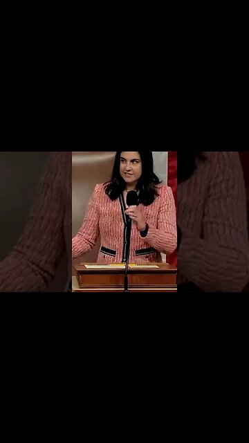 Dems Scream "NOOOOO" As Ilhan Omar Is Removed From Foreign Affairs Committee #Shorts