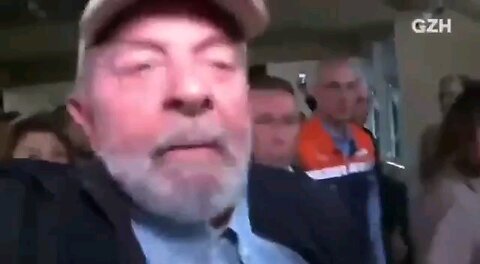 Lula, diante das mortes: - Estou torcendo pelo Grêmio e pelo Internacional.