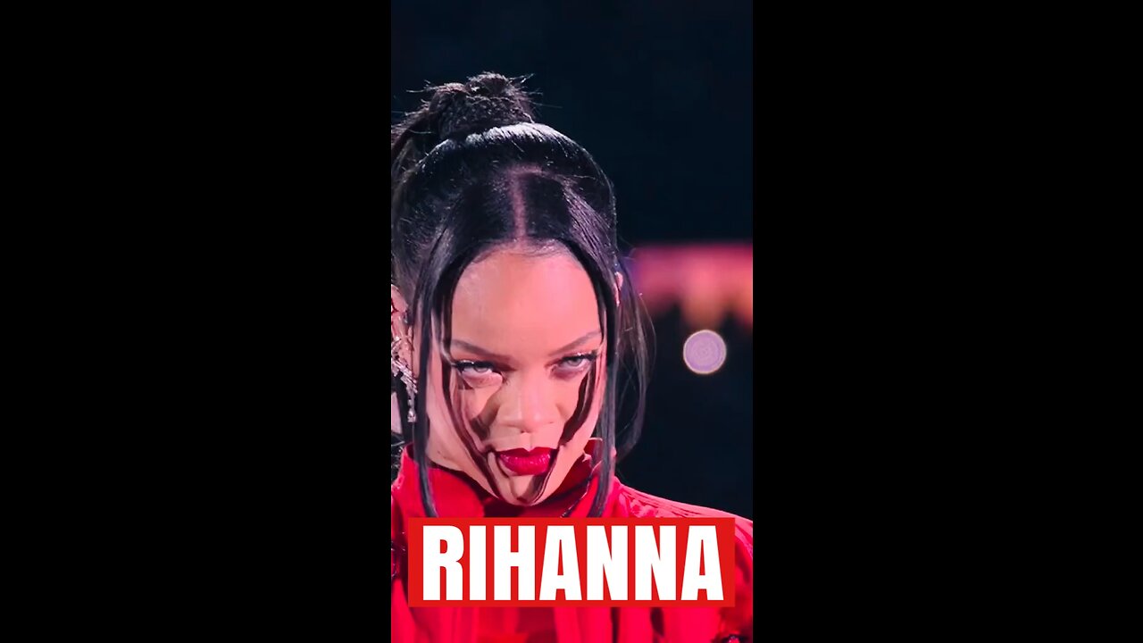 Rihanna At The Superbowl
