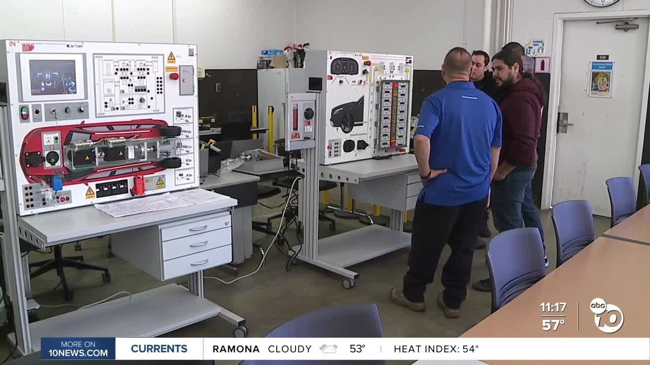 Southwestern College opens new automotive program