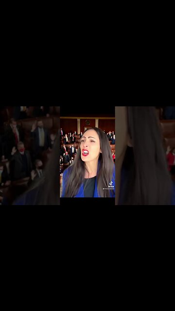 AOC Preachin’ for Ilhan🙄🙈