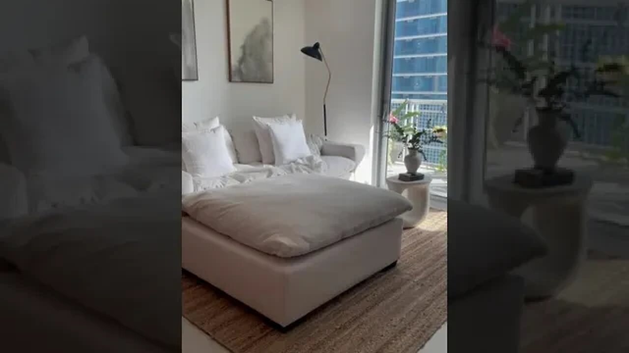 Apartment Tour tiktok marissascarpulla