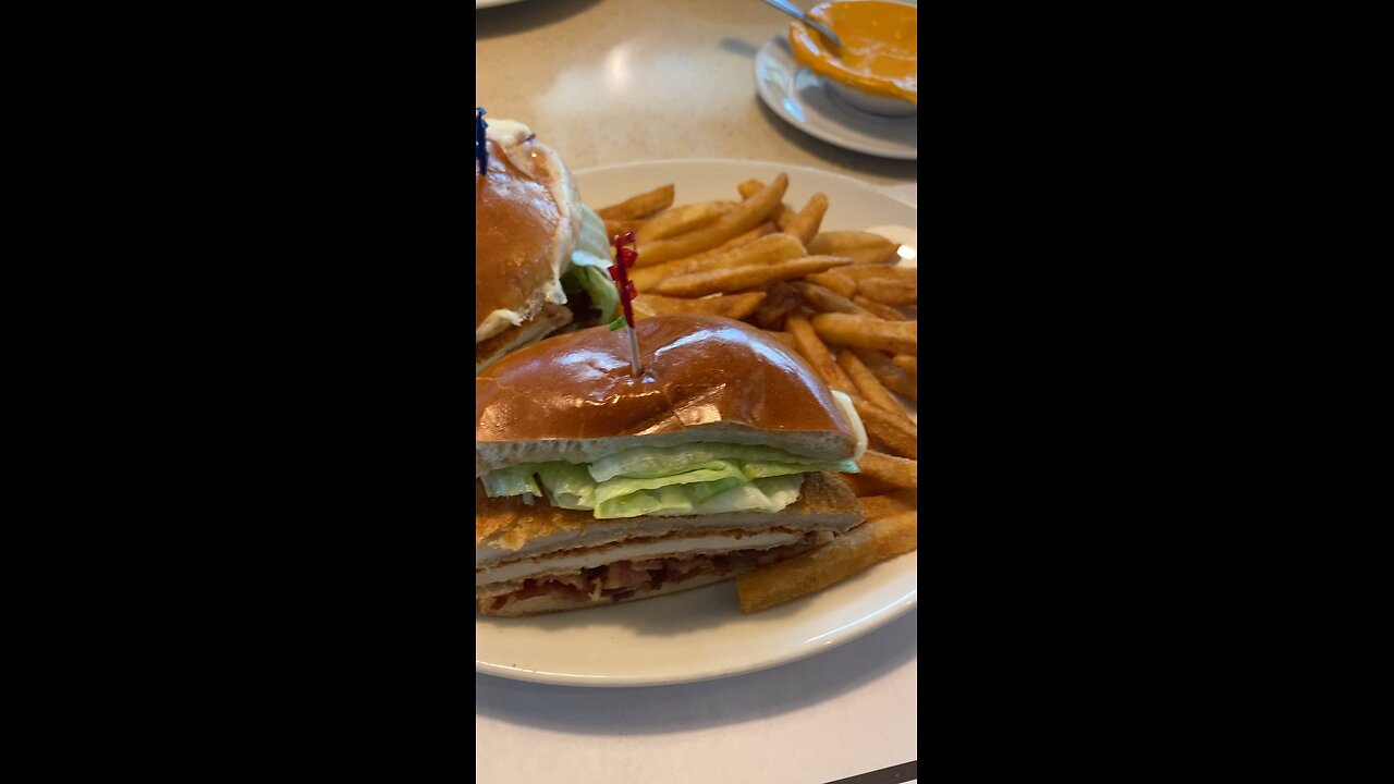 Central Diner & Grille