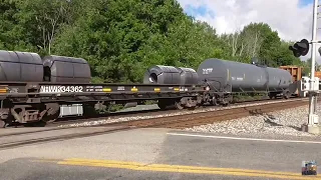 Wheeling & Lake Erie and CSX Trains from Westfield Rd. Creston, Ohio June 9, 2024 Part 1