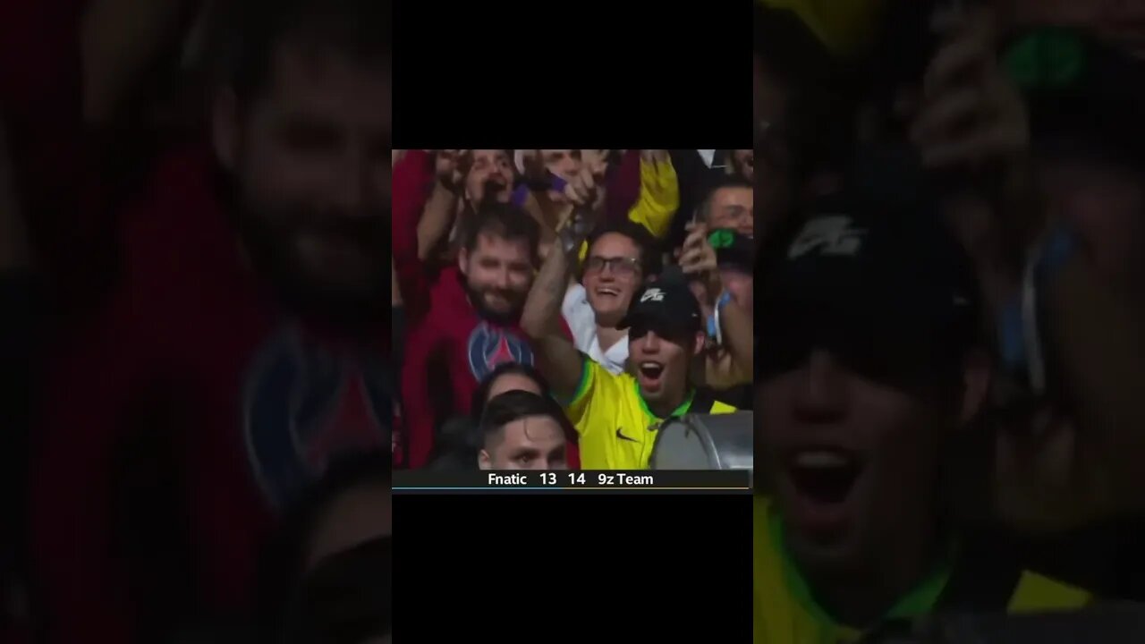 fallen pula no meio da torcida no major no rio