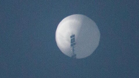 First close-up of a spy balloon.