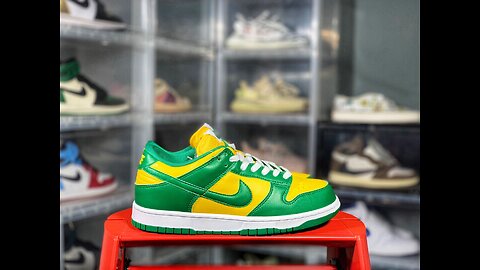 NK SB Dunk Low SP Brazil CU1727-700