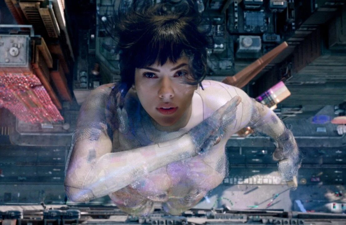 Sleazy's 3D Cinema: Hottie Robottie Kicks Everyone's Ass