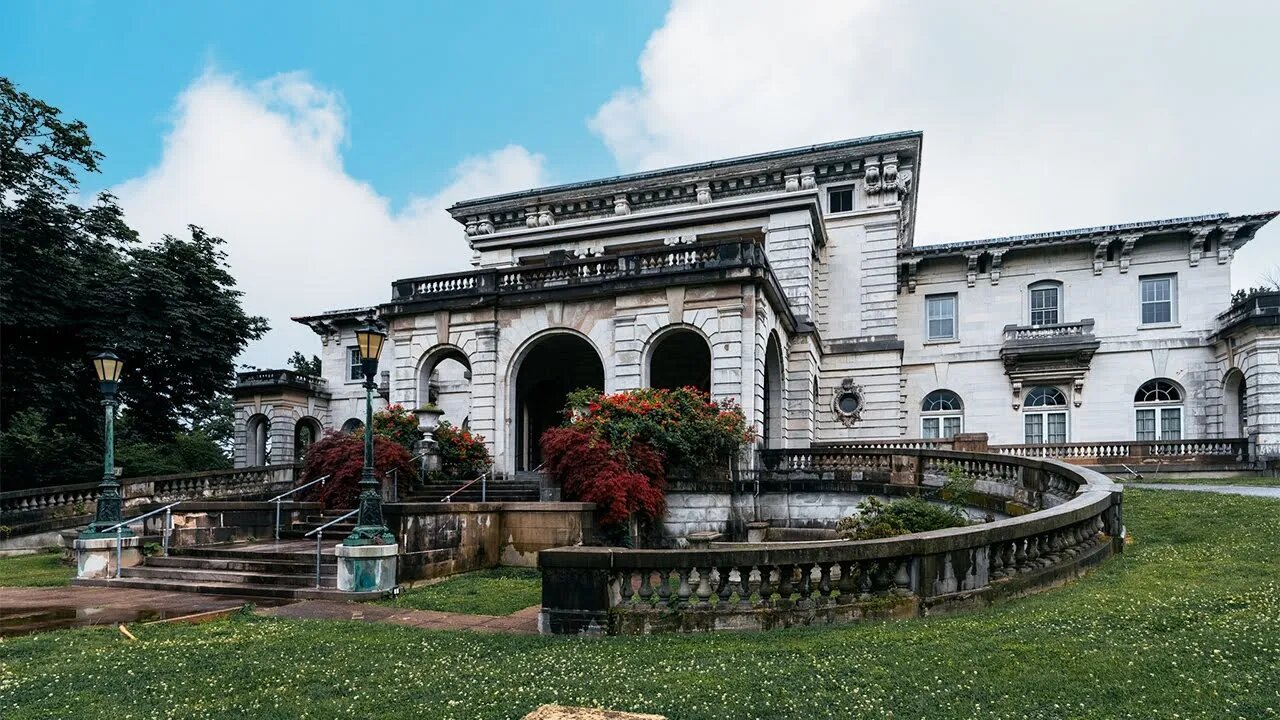 Inside $6,500,000 Gilded Mansion Found Secret Deep Underground Room With Power