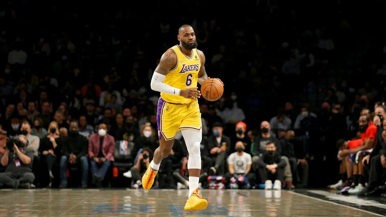 LeBron Continues To Inch Closer To Kareem's All-Time Scoring Record