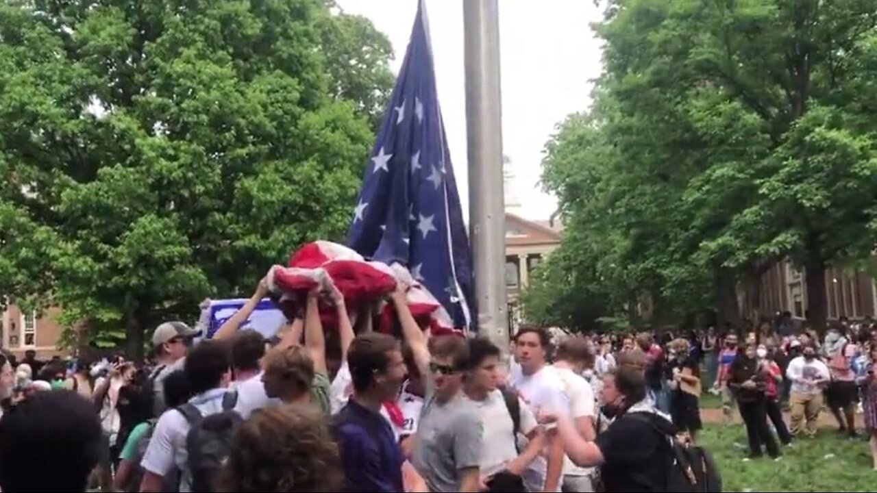 HEROES! BEAUTIFUL PATRIOTIC MOMENT! UNC Students Save American Flag from Anti-Israel Protesters