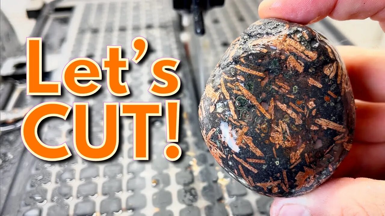 Cutting PORPHYRY open // Slabbing w/ 10" lapidary saw