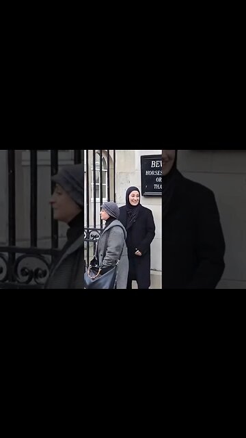 Horse pulls on coat #horseguardsparade