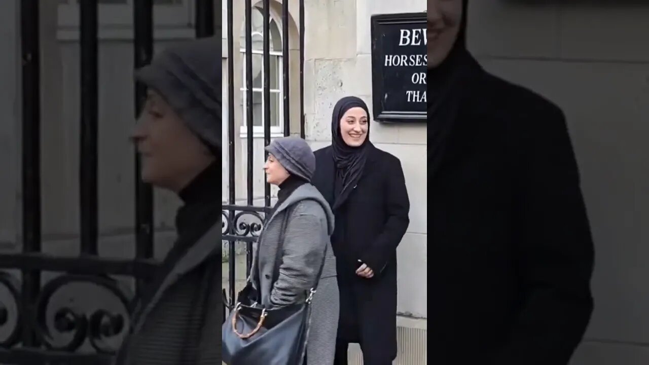 Horse pulls on coat #horseguardsparade