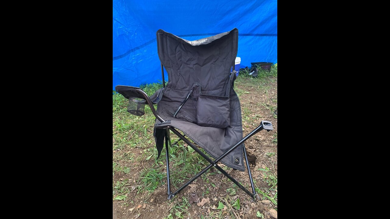 Coleman Camping Chair with Built-in 4 Can Cooler