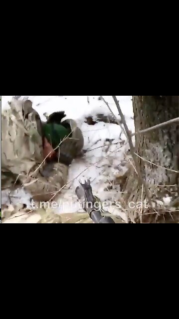 18+ WAR CRIME!!! Ukrainian Nazi thug executes an unarmed Russian POW at point-blank range!